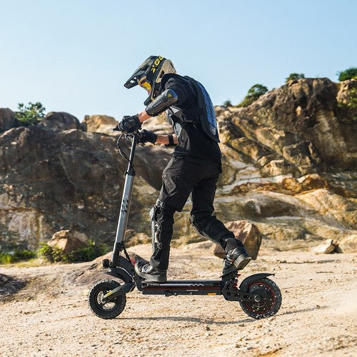 ENGWE Y400 elektrische scooter met 500W motor, 48V en 13,5Ah accu.